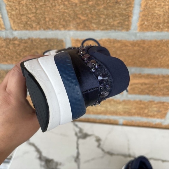 ASH
MIDNIGHT 'MUSE BEADS' EMBELLISHED
LACE AND SATIN SNEAKERS 37/7 - Picture 8 of 14